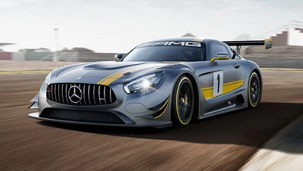 Шикарный гоночный Mercedes-AMG GT3 (видео)