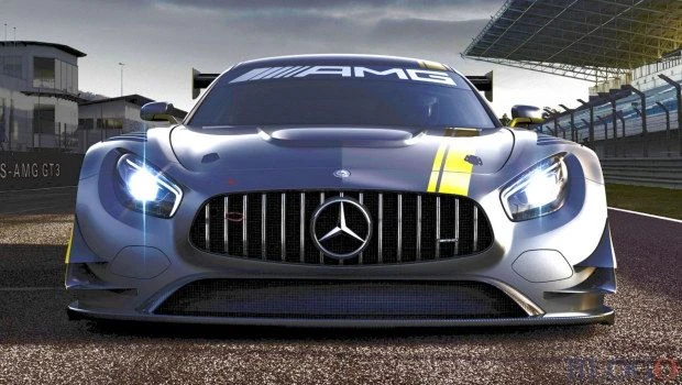 Шикарный гоночный Mercedes-AMG GT3 (видео)