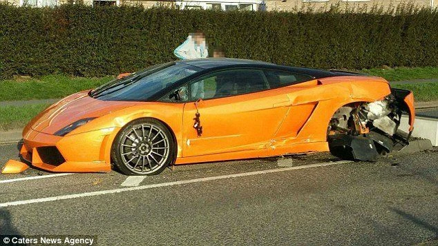 Lamborghini за $300 000 попал в аварию