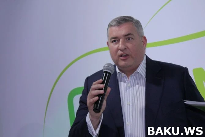 Ekomobil - В Баку состоялась презентация экономичного Tazzari Zero (видео)