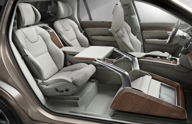 Удобства первого класса в новом Volvo XC90 (видео)