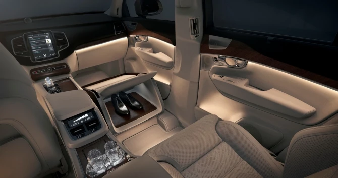 Удобства первого класса в новом Volvo XC90 (видео)