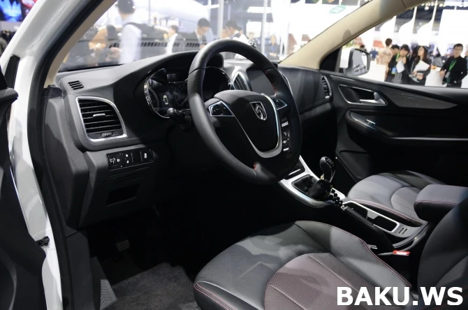 Шанхайская выставка автомобилей превратилась в показ клонов
