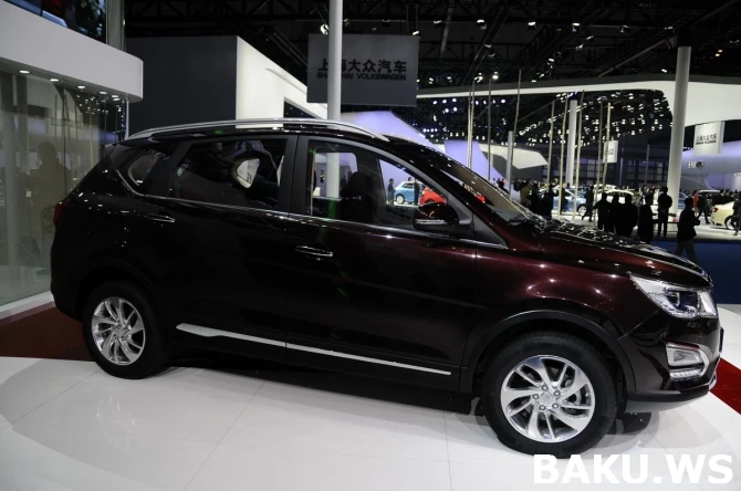 Шанхайская выставка автомобилей превратилась в показ клонов