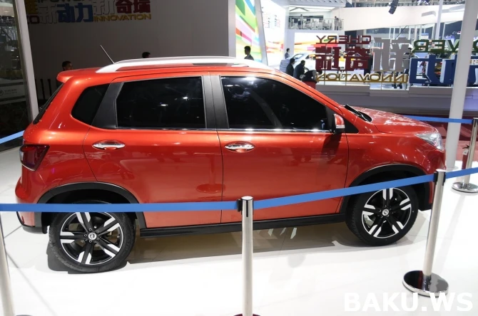Шанхайская выставка автомобилей превратилась в показ клонов