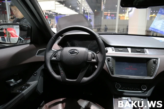 Шанхайская выставка автомобилей превратилась в показ клонов