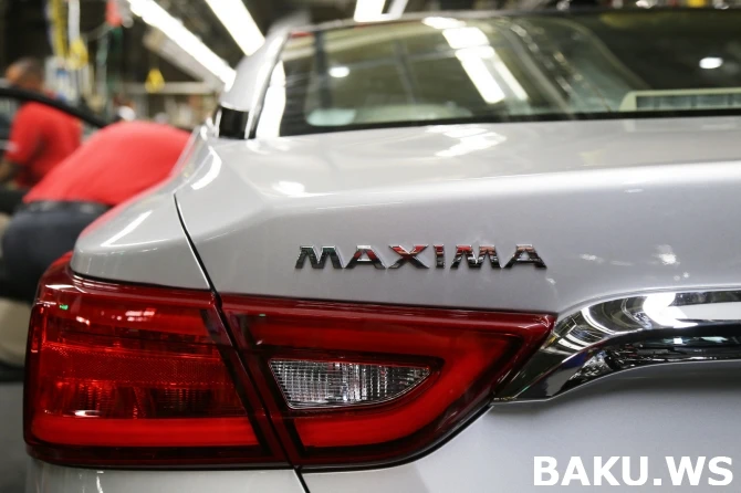 Первый экземпляр 2016 Nissan Maxima сошел с конвейера в США