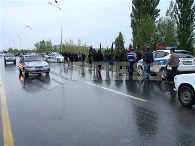Ужасные кадры ДТП в Азербайджане с участием Mercedes и ВАЗ