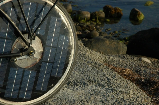Гибридный велосипед Solarbike на солнечных батареях