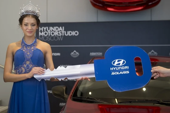 «Мисс Россия — 2015» выиграла автомобиль