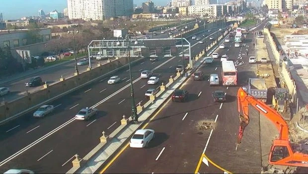 В Баку после ремонта открылась одна из центральных дорог