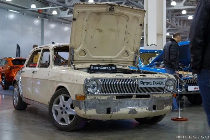 Московский автомобильный тюнинг парад 2015 + девушки
