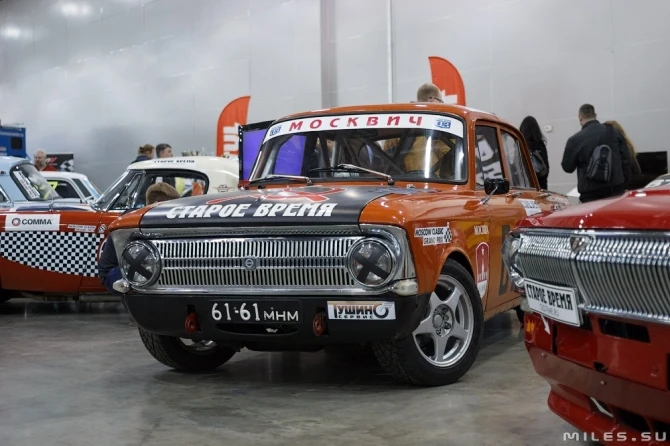 Московский автомобильный тюнинг парад 2015 + девушки