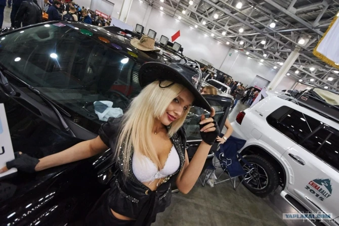 Московский автомобильный тюнинг парад 2015 + девушки