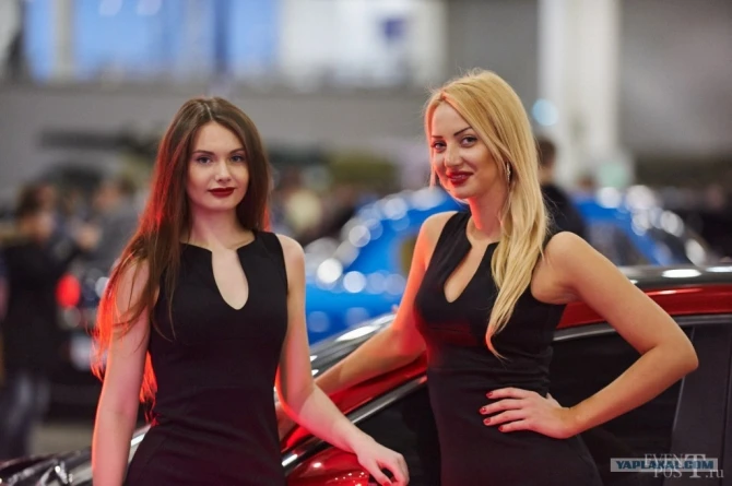 Московский автомобильный тюнинг парад 2015 + девушки
