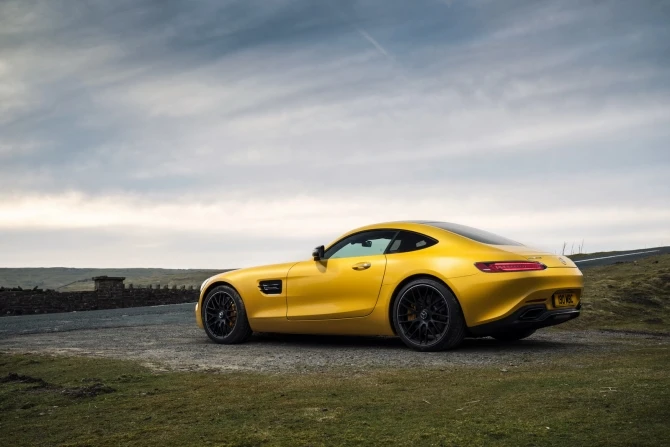 162 фотографии непревзойденного Mercedes AMG GT