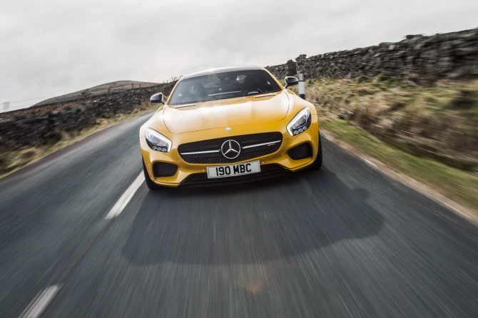 162 фотографии непревзойденного Mercedes AMG GT