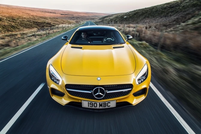 162 фотографии непревзойденного Mercedes AMG GT