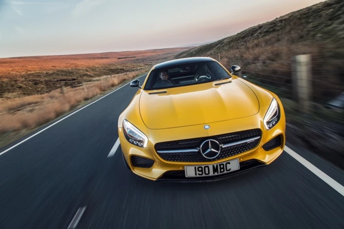 162 фотографии непревзойденного Mercedes AMG GT
