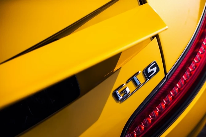 162 фотографии непревзойденного Mercedes AMG GT