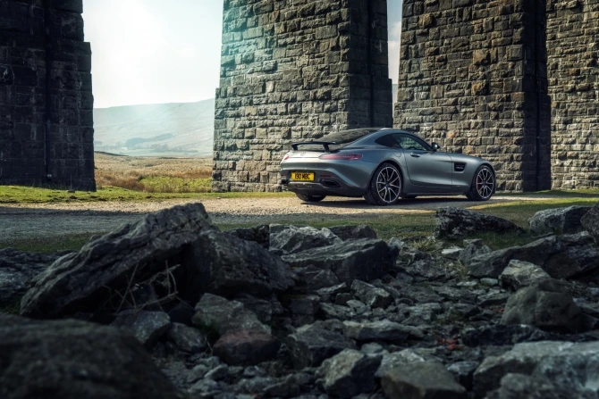 162 фотографии непревзойденного Mercedes AMG GT