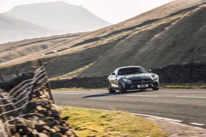 162 фотографии непревзойденного Mercedes AMG GT