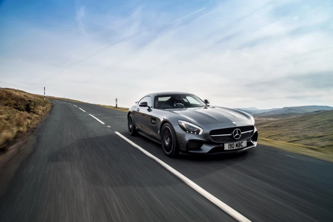 162 фотографии непревзойденного Mercedes AMG GT