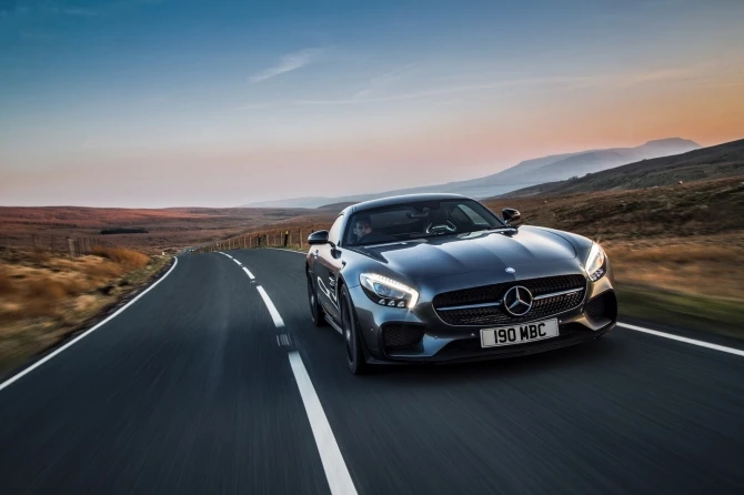162 фотографии непревзойденного Mercedes AMG GT