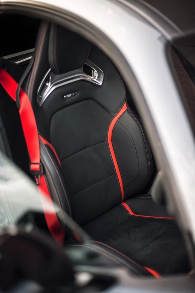 162 фотографии непревзойденного Mercedes AMG GT
