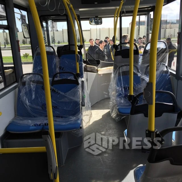 В Баку от станции метро 