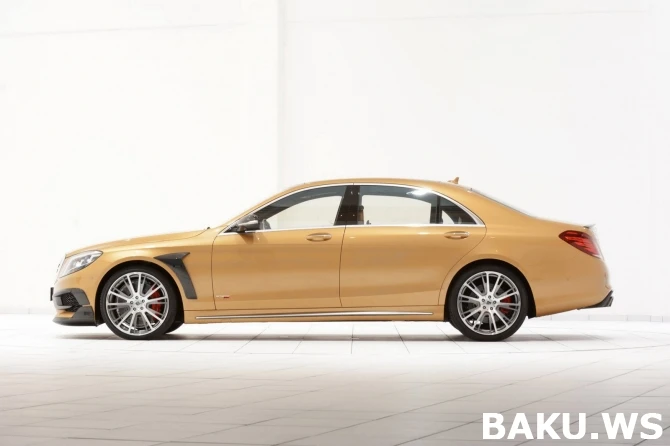Brabus 850 прокатился по Монако с оглушительным рёвом (видео)