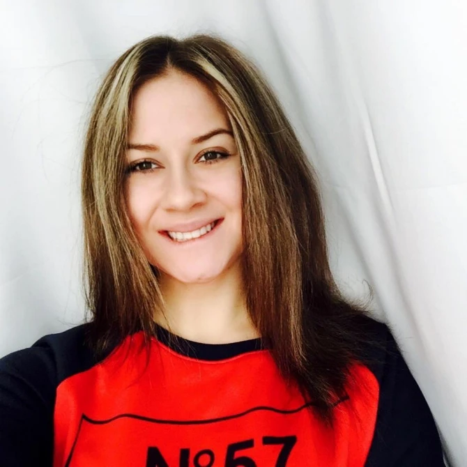 20-летняя красавица сборной Азербайджана по волейболу