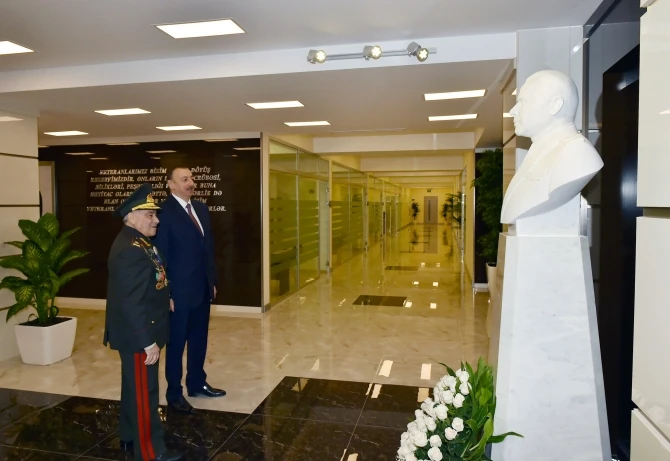 Ильхам Алиев принял участие в открытии нового здания Организации ветеранов войны, труда и ВС