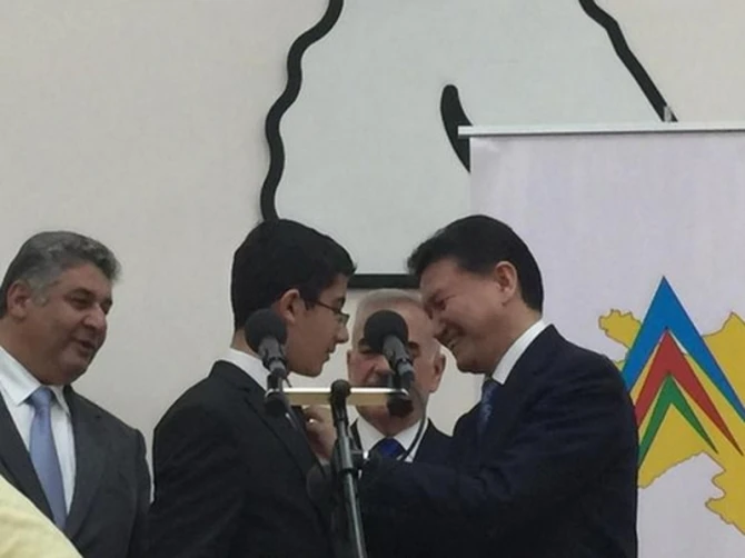 Васиф Талыбов сыграл партию в шахматы с президентом ФИДЕ