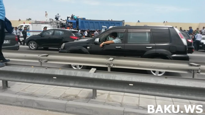 Тяжелое ДТП в Сабунчинском районе Баку (обновлено, видео)