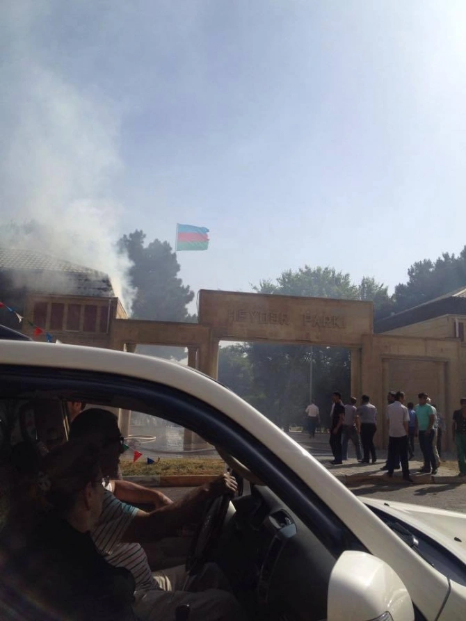 В Хырдалане в ресторане произошел пожар