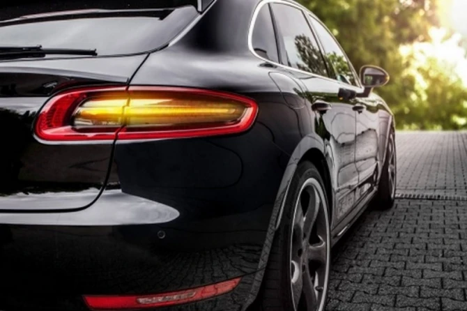 Новая пневмоподвеска для Porsche Macan и Cayenne от TechArt