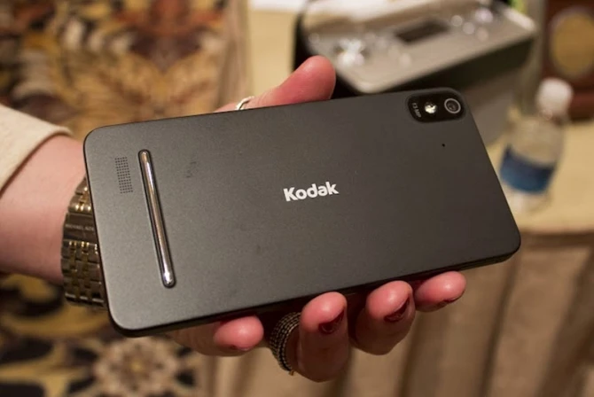 Дебютный фото-смартфон от фирмы Kodak за 315 долларов