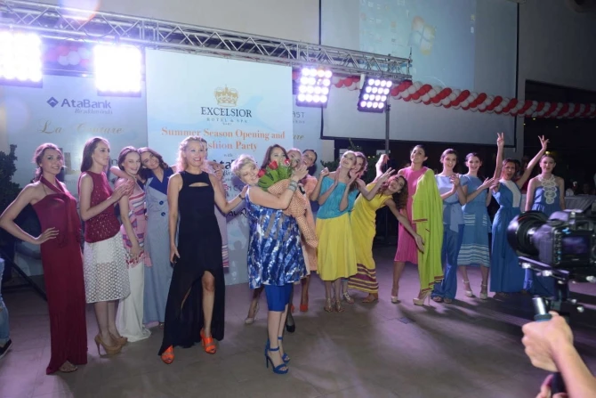 В Баку прошел модный показ известного украинского дизайнера