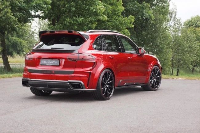 Mansory по максимуму прокачал Cayenne Turbo S