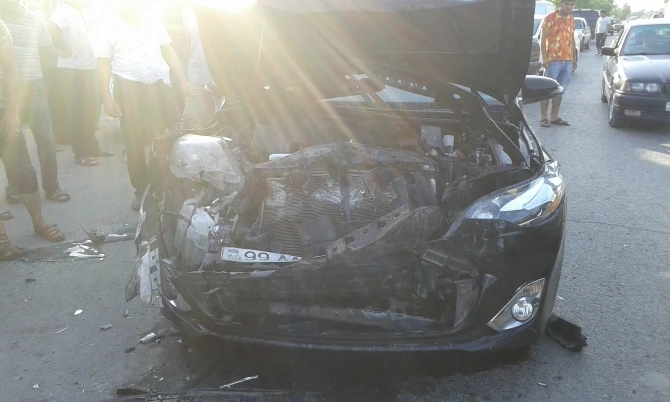 В Азербайджане Toyota с госсерией 