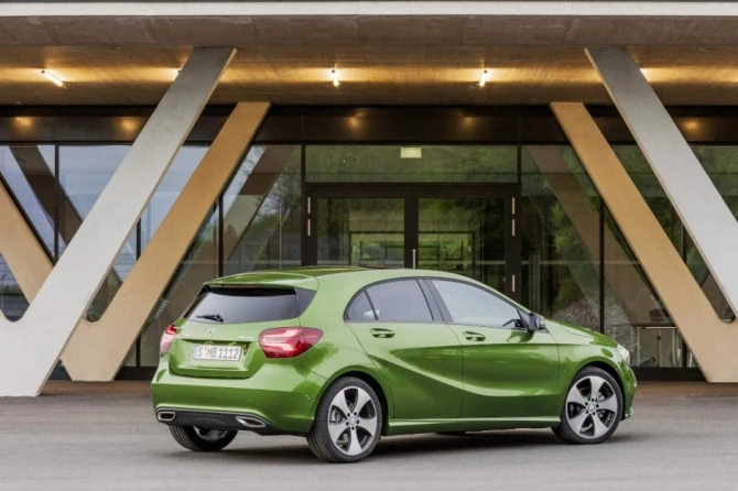 Mercedes показал абсолютно новый A-класс