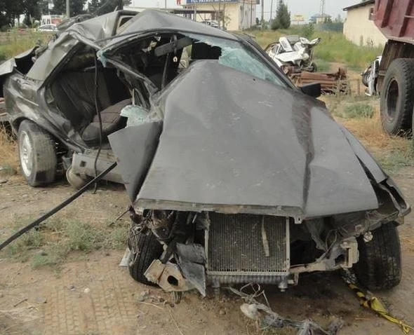 В Азербайджане двое молодых парней погибли в аварии