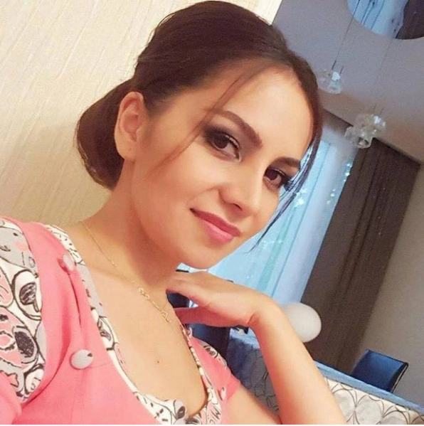Танцовщица Севда поделилась первой фотографией после рождения малыша