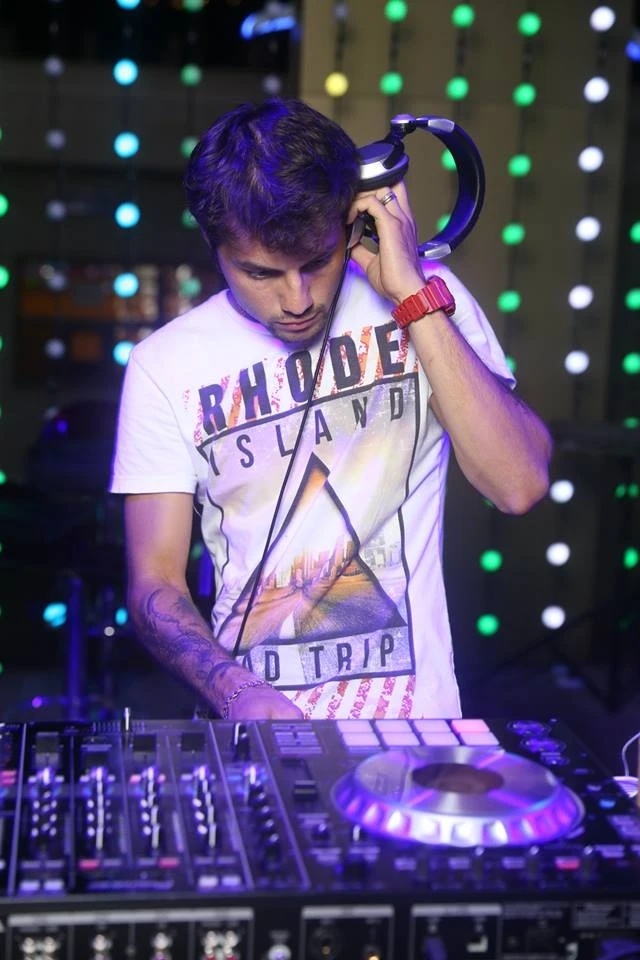 В Баку прошел грандиозный фестиваль DJ-ев