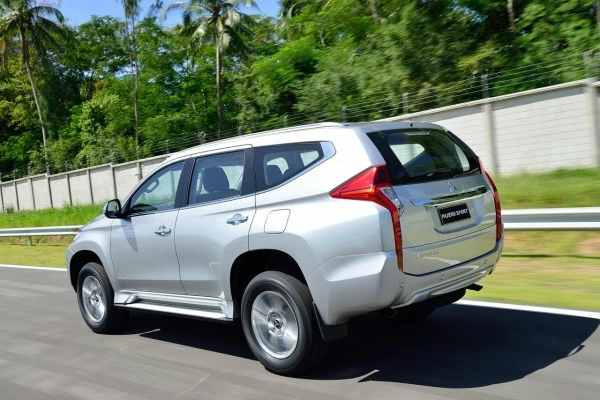 Представлен внедорожник Mitsubishi Pajero Sport нового поколения