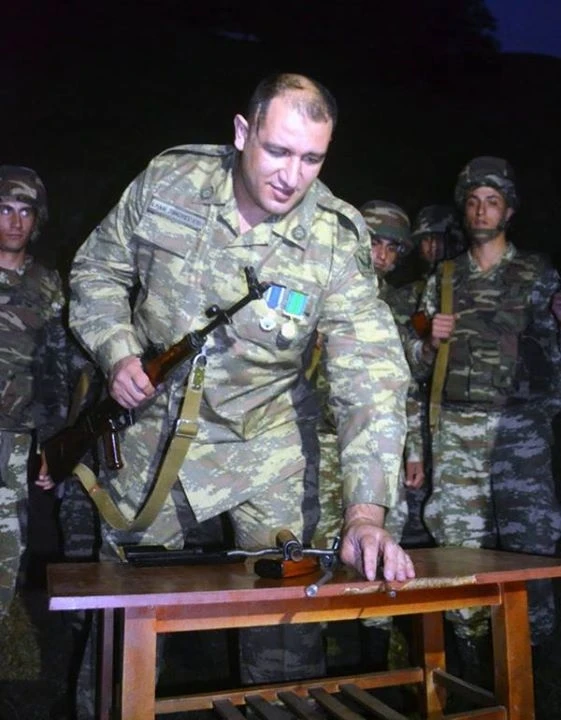Дзюдоист Ильхам Закиев посетил солдат на линии фронта