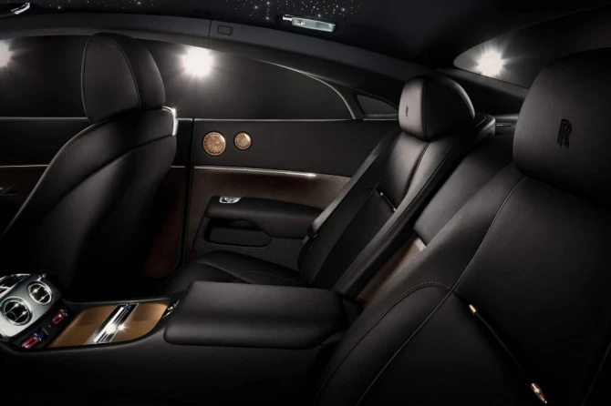 Для ценителей музыки Rolls-Royce выпускает лимитированную версию купе Wraith