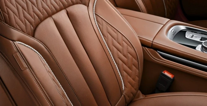 BMW INDIVIDUAL наградили эксклюзивностью новую 