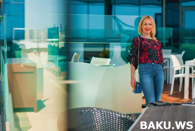 Азербайджанский модный блогер Вюсаля Гулиева покоряет Торонто